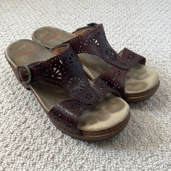 Dansko Shoes - DANSKO Shoes Women's Brown Leather Sandal Clogs Size 41 / Size 10.5-11